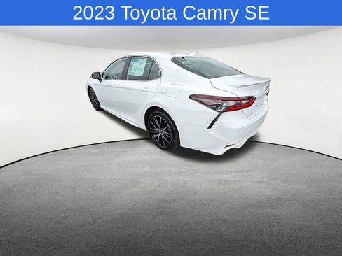 Used 2023 Toyota Camry SE AWD/4WD image 14