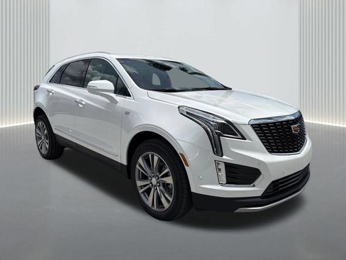 New 2026 Cadillac XT5 Premium Luxury FWD image 3
