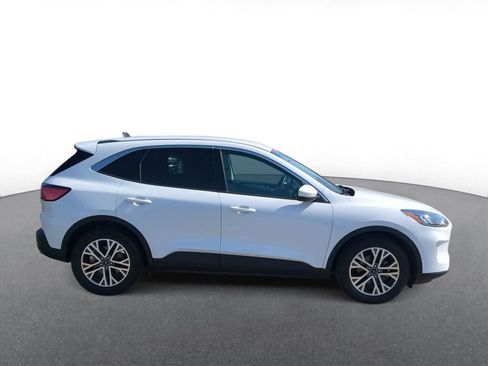 Used 2022 Ford Escape SEL image 9