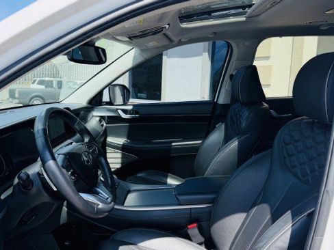 Used 2022 Hyundai Palisade Limited w/ Cargo Package image 5