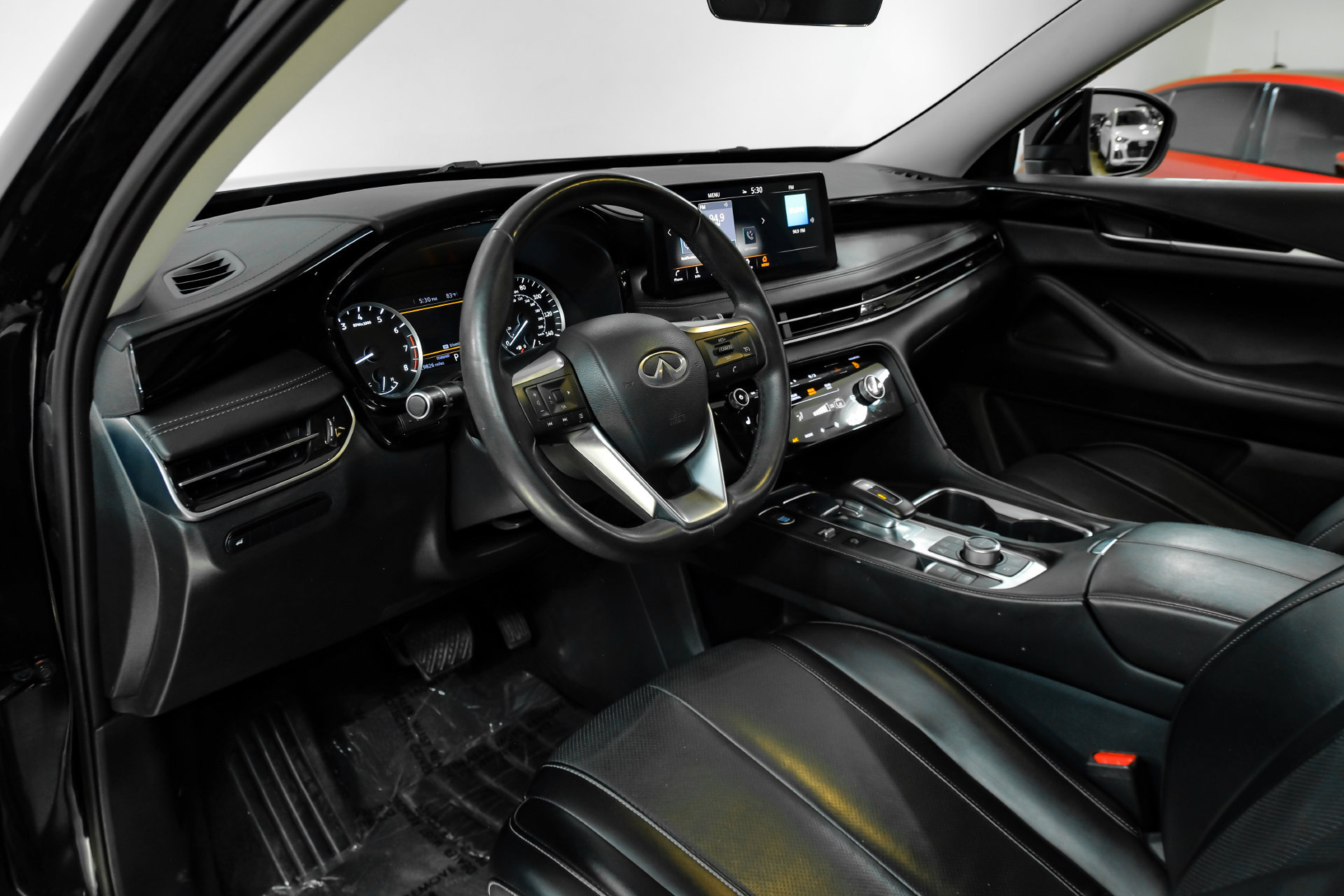 Used 2024 INFINITI QX60 Pure FWD image 3