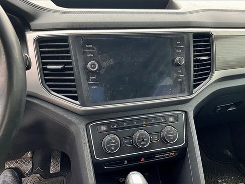 Used 2019 Volkswagen Atlas SE image 30