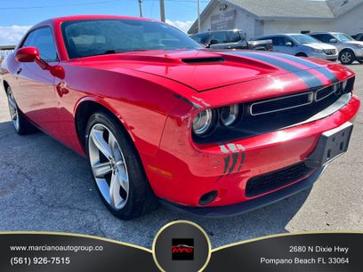 Used 2016 Dodge Challenger SXT