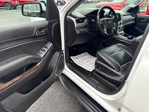 Used 2018 Chevrolet Suburban LS AWD/4WD image 13