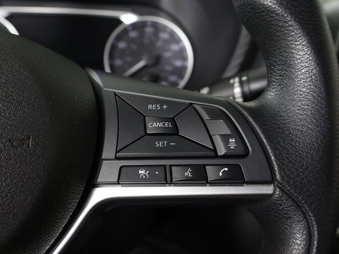 Used 2023 Nissan Sentra SV image 40