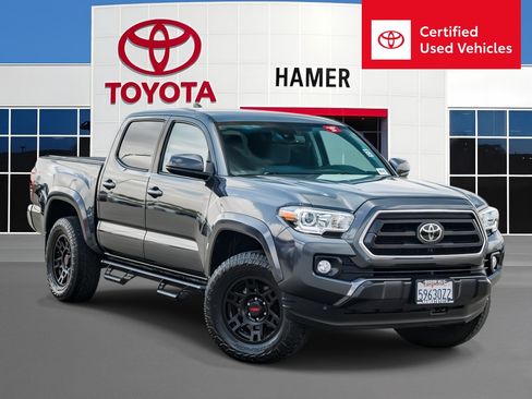 Certified 2020 Toyota Tacoma SR5 RWD image 1