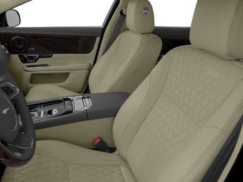 Used 2016 Jaguar XJ L Portfolio AWD/4WD image 9