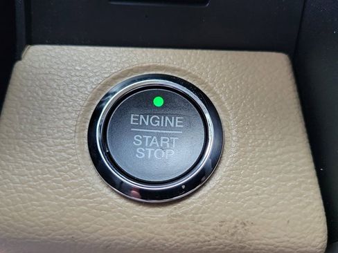 Certified 2017 Ford F450 Lariat w/ Lariat Ultimate Package image 29