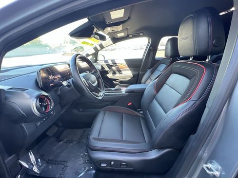 Certified 2024 Chevrolet Equinox EV RS FWD image 22