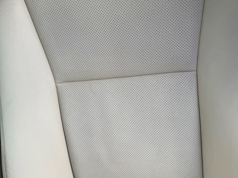 Used 2010 Lexus LS 460 image 39