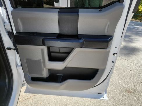 Used 2016 Ford F150 XL w/ XL Power Equipment Group AWD/4WD image 29