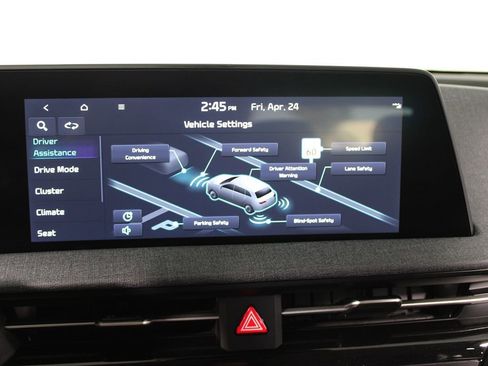 Used 2024 Kia EV6 Light RWD image 19