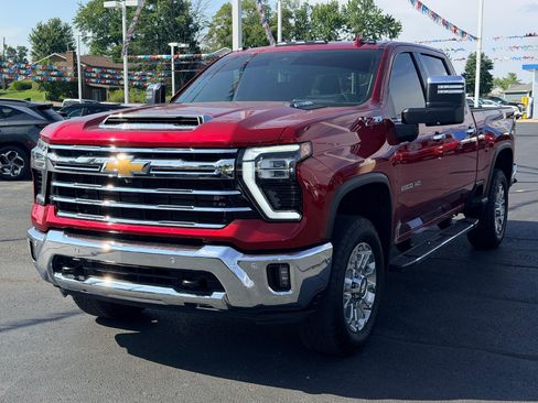 Used 2025 Chevrolet Silverado 2500 LTZ w/ LTZ Convenience Package AWD/4WD image 1
