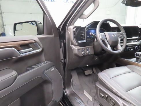 Used 2024 Chevrolet Silverado 1500 RST w/ Convenience Package II image 36