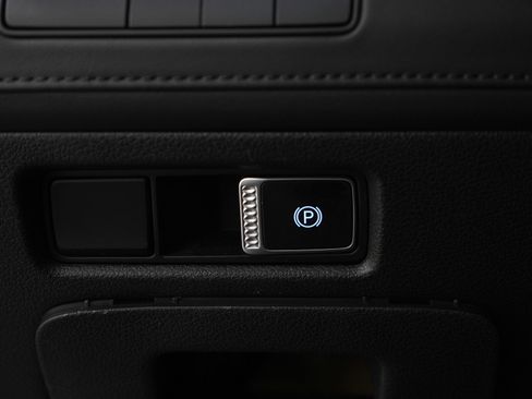 Used 2023 Hyundai Santa Fe SEL w/ Premium Package image 27