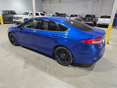 Used 2017 Ford Fusion SE image 7