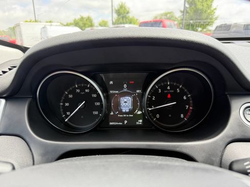 Used 2018 Land Rover Discovery Sport HSE AWD/4WD image 13