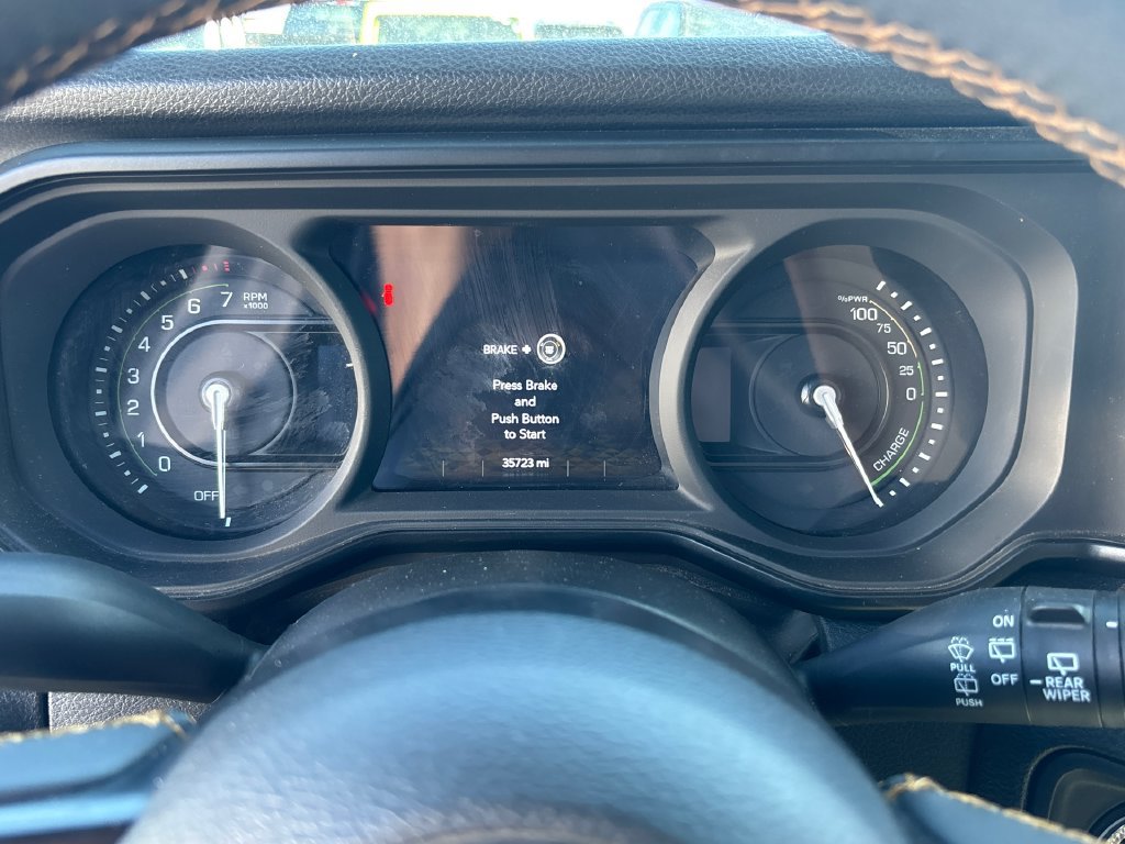 Used 2024 Jeep Wrangler Unlimited w/ LED Headlamp & Fog Lamp Group AWD/4WD image 13