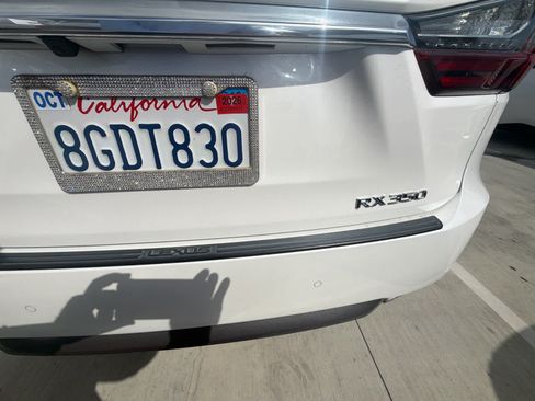 Used 2018 Lexus RX 350 FWD w/ Premium Package image 2