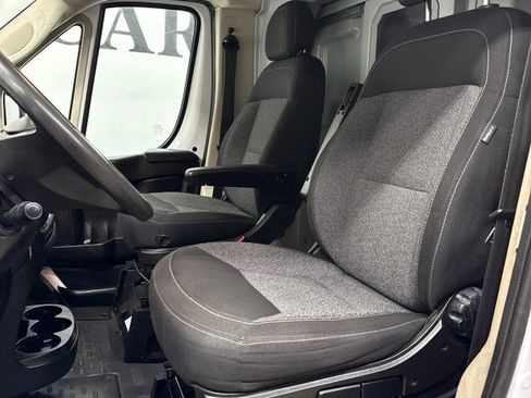 Used 2019 RAM ProMaster 3500 w/ Premium Appearance Group image 22