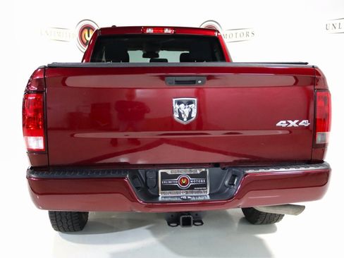 Used 2018 RAM 1500 Express image 25
