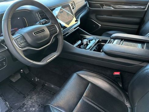 Certified 2024 Jeep Wagoneer L 4WD image 2