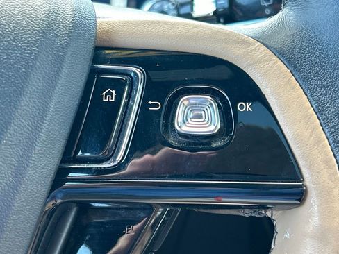 Used 2023 Lincoln Corsair Reserve w/ Equipment Group 202A AWD/4WD image 20