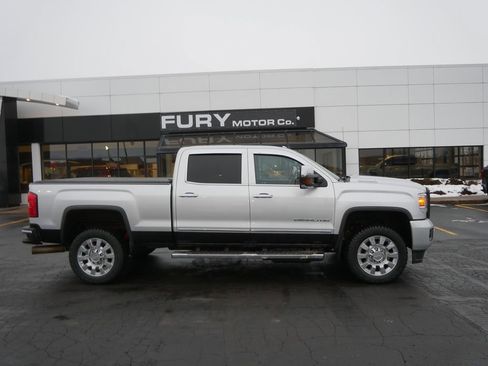 Used 2019 GMC Sierra 2500 Denali w/ Duramax Plus Package image 1