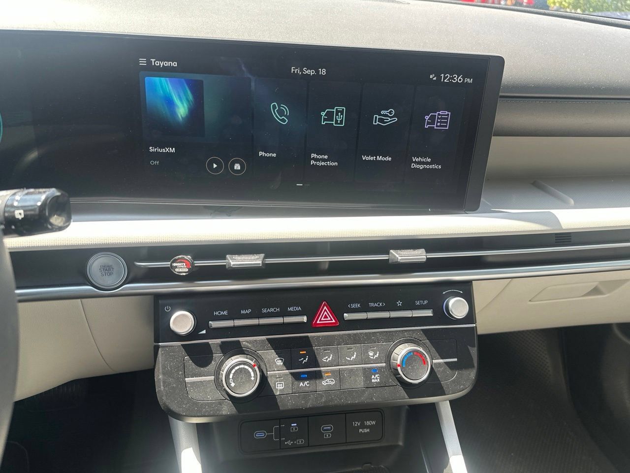 Used 2025 Hyundai Tucson SE FWD image 18