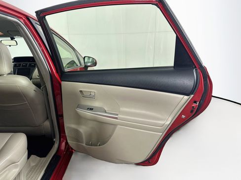 Used 2012 Toyota Prius V Three FWD image 27