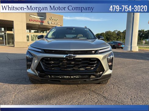 Used 2026 Chevrolet Trax ACTIV FWD image 2