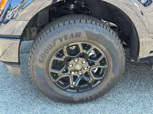Used 2025 Ford F150 XLT w/ Equipment Group 301A Standard AWD/4WD image 9