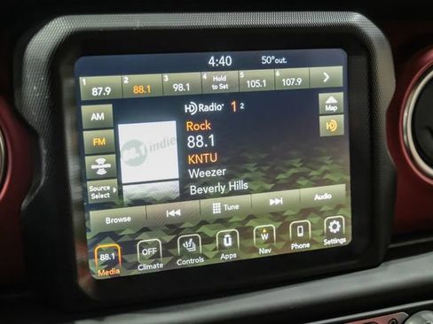 Used 2023 Jeep Wrangler Unlimited Rubicon w/ Safety Group AWD/4WD image 39