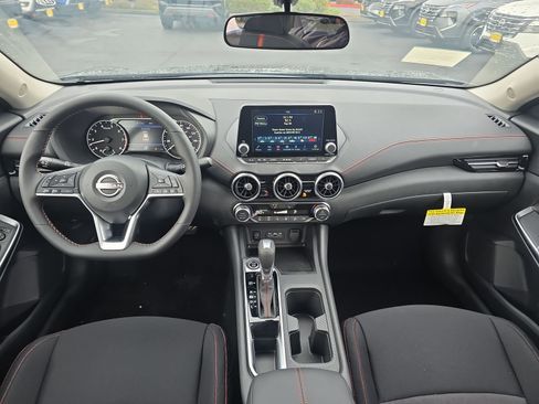 New 2025 Nissan Sentra SR image 24