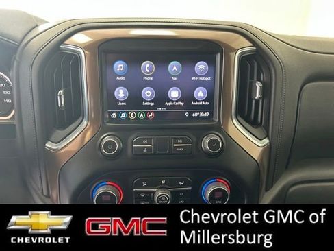 Used 2019 Chevrolet Silverado 1500 High Country w/ Technology Package AWD/4WD image 19