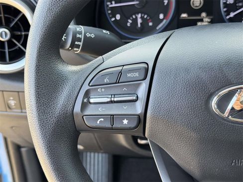 Used 2023 Hyundai Kona SEL image 11