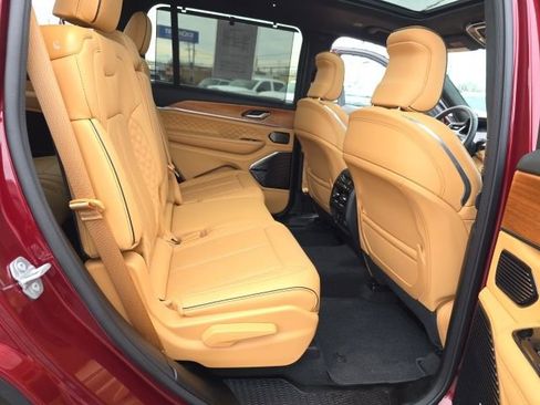 Used 2024 Jeep Grand Cherokee L Summit image 58