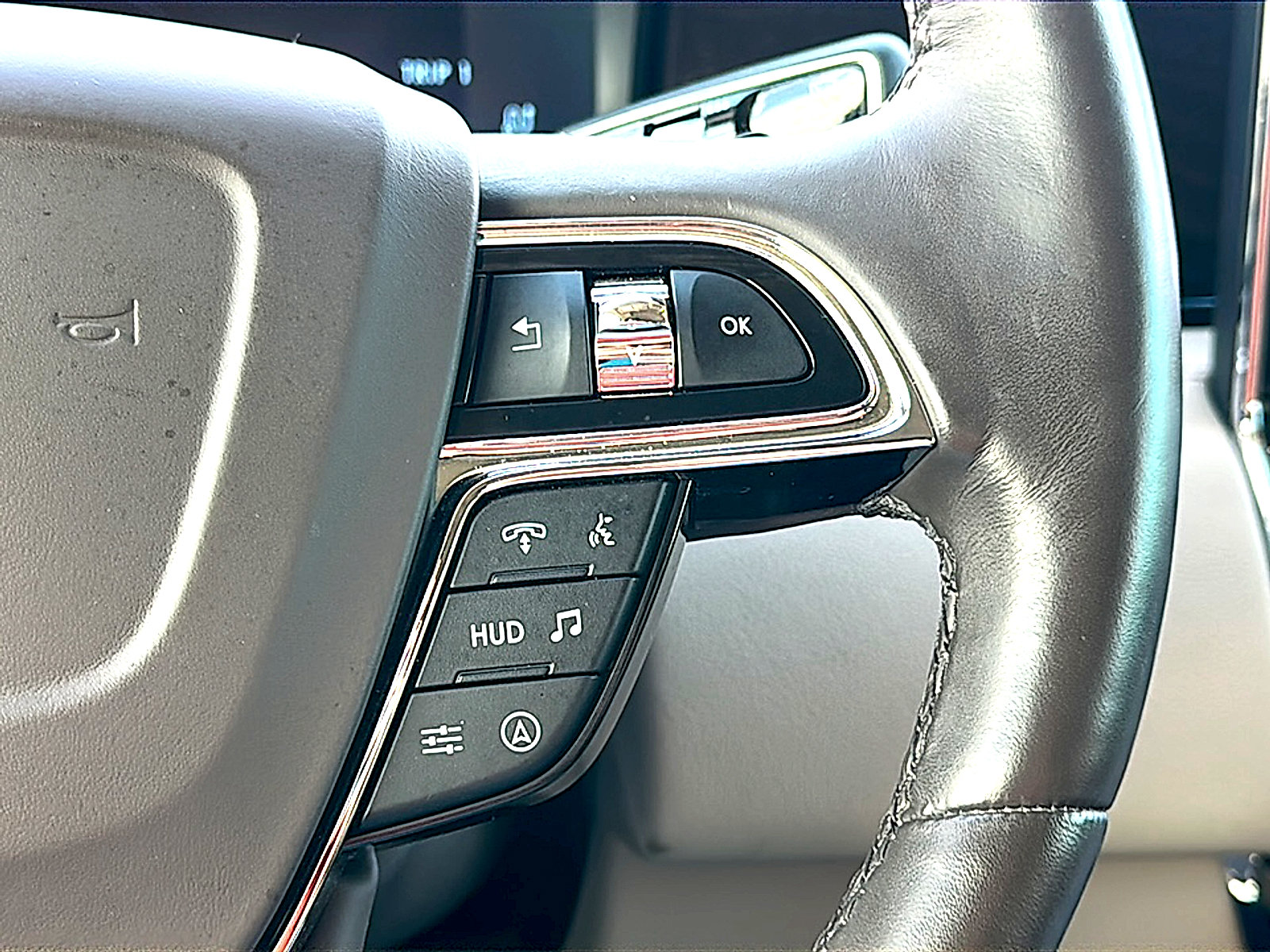 Used 2022 Lincoln Navigator Reserve RWD image 32