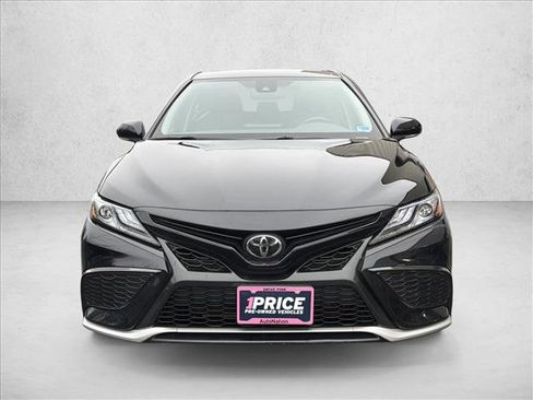 Used 2023 Toyota Camry XSE image 2