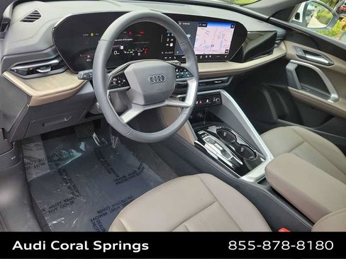 Certified 2025 Audi Q5 Premium w/ Convenience Package AWD/4WD image 10