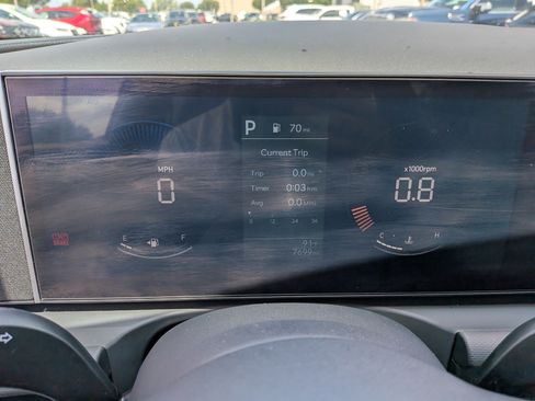 Used 2025 Hyundai Santa Cruz SE FWD image 28