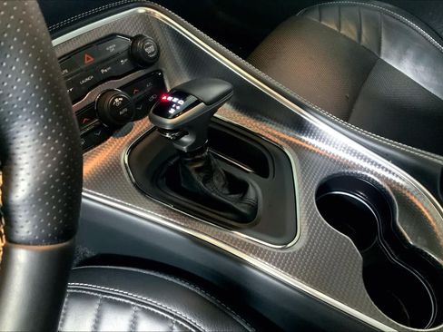 Used 2017 Dodge Challenger SRT Hellcat RWD image 16
