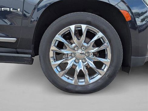 Used 2022 GMC Yukon XL Denali AWD/4WD image 26