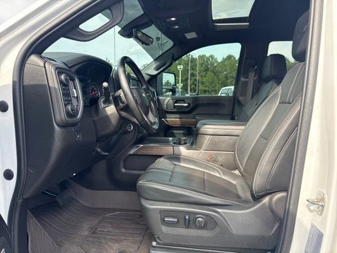 Used 2023 Chevrolet Silverado 2500 High Country w/ LPO, Hitch Package AWD/4WD image 17