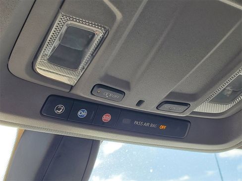 Used 2022 Chevrolet Silverado 1500 RST w/ Redline Edition image 19