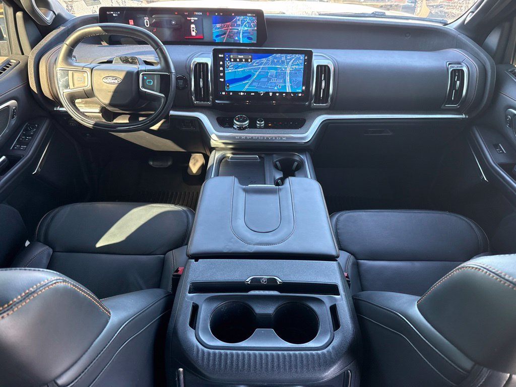 Used 2025 Ford Expedition Tremor AWD/4WD image 11