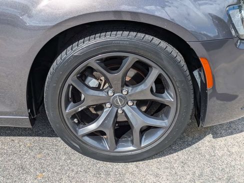Used 2023 Chrysler 300 Touring w/ Sport Appearance Package RWD image 11
