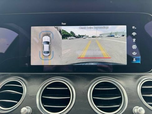 Used 2022 Mercedes-Benz E 450 4MATIC Sedan image 30