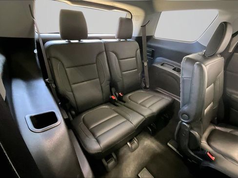 Used 2019 GMC Acadia SLT AWD/4WD image 26