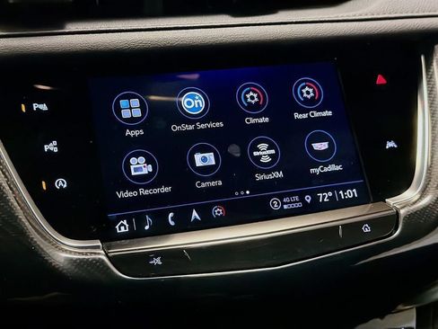 Used 2025 Cadillac XT6 Sport w/ Technology Package AWD/4WD image 29
